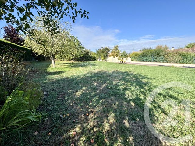 Afficher la photo en grand terrain à vendre - 600.0 m2 - CUGNAUX - 31 - MIDI-PYRENEES - Century 21 Open Immo