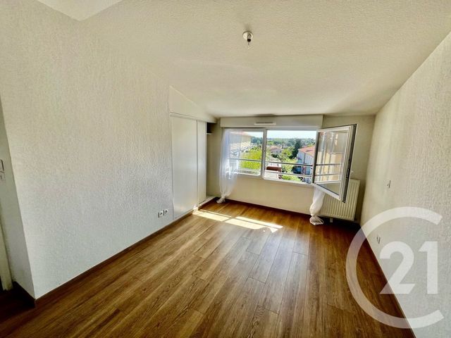 Appartement T3 à vendre - 3 pièces - 62.14 m2 - 31 - MIDI-PYRENEES - Century 21 Open Immo