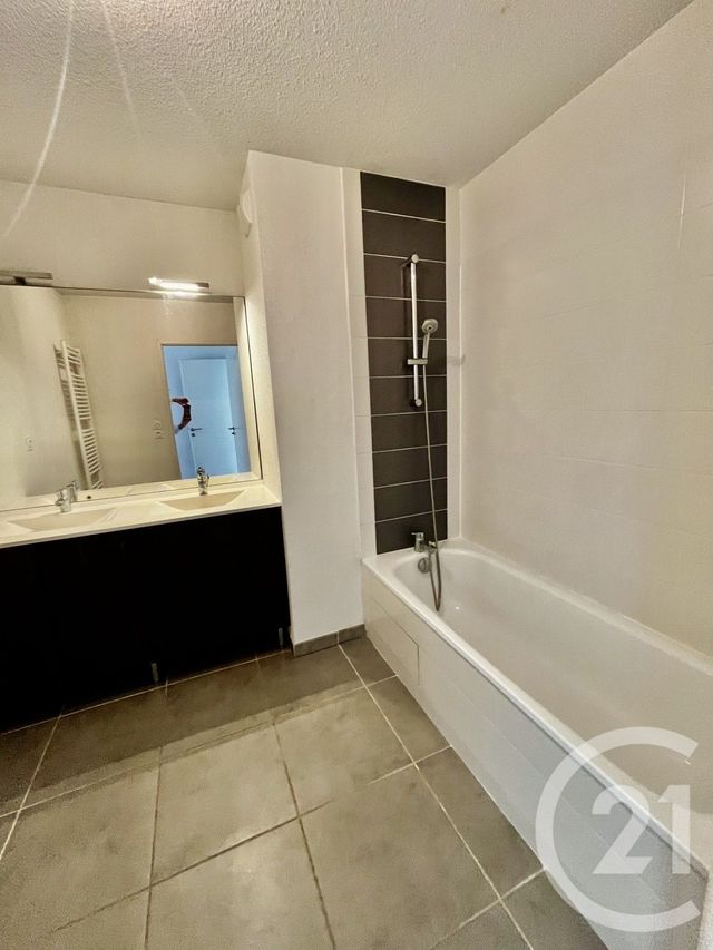 Appartement T3 à vendre - 3 pièces - 62.14 m2 - 31 - MIDI-PYRENEES - Century 21 Open Immo