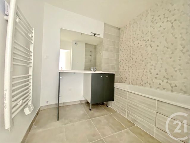 Afficher la photo en grand Appartement T3 à louer - 3 pièces - 62.28 m2 - TOULOUSE - 31 - MIDI-PYRENEES - Century 21 Open Immo