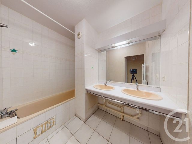Appartement T3 à vendre - 3 pièces - 67.22 m2 - TOURNEFEUILLE - 31 - MIDI-PYRENEES - Century 21 Open Immo